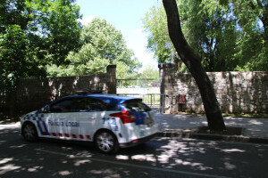 Puerta de entrada al Parral cerrada