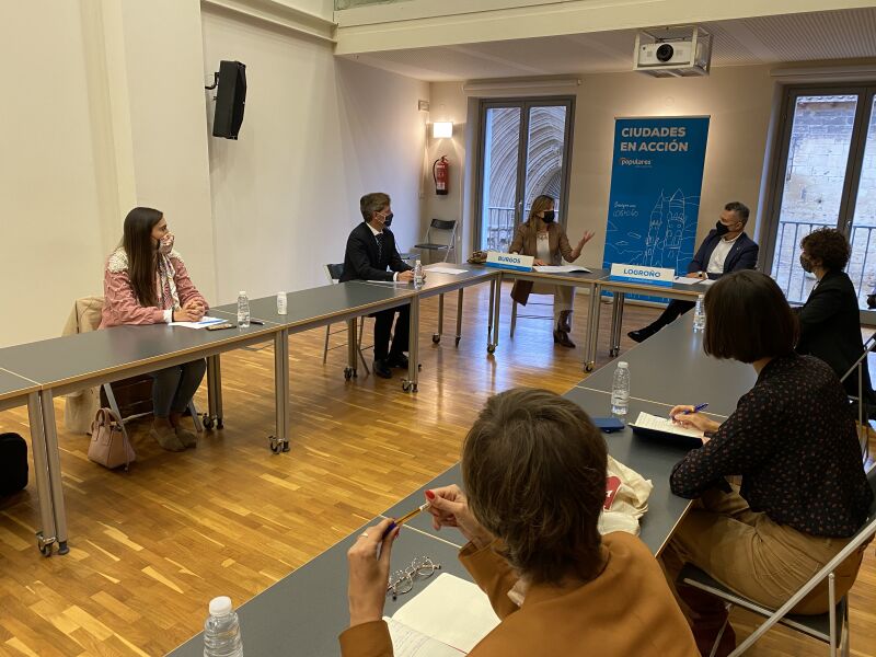 Reunión de trabajo con el Grupo Municipal Popular de Logroño