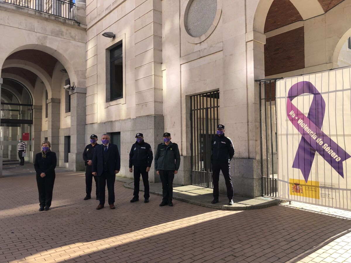Manifestación 25N Subdelegación del Gobierno en Burgos