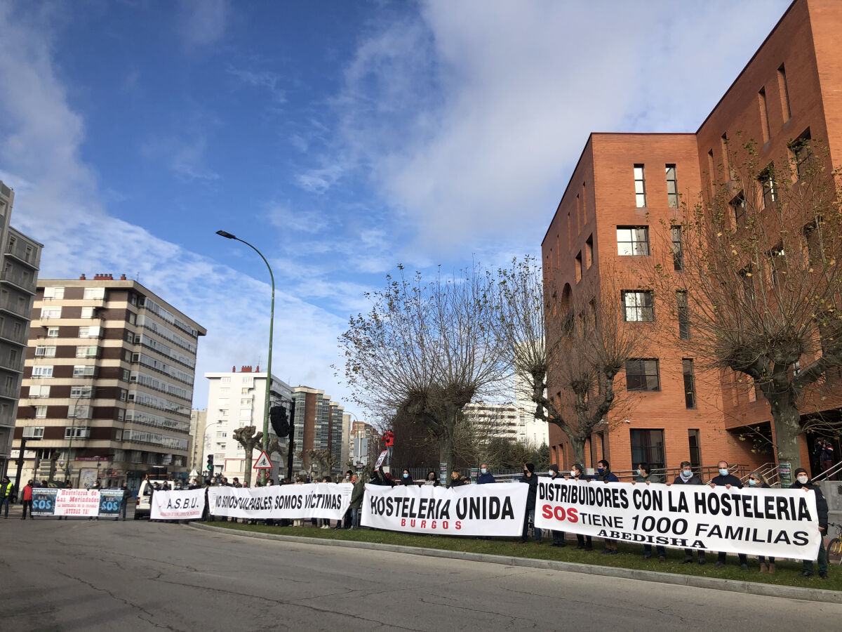 Manifestación hostelería – Delegación territorial de la Junta 9-12-2020