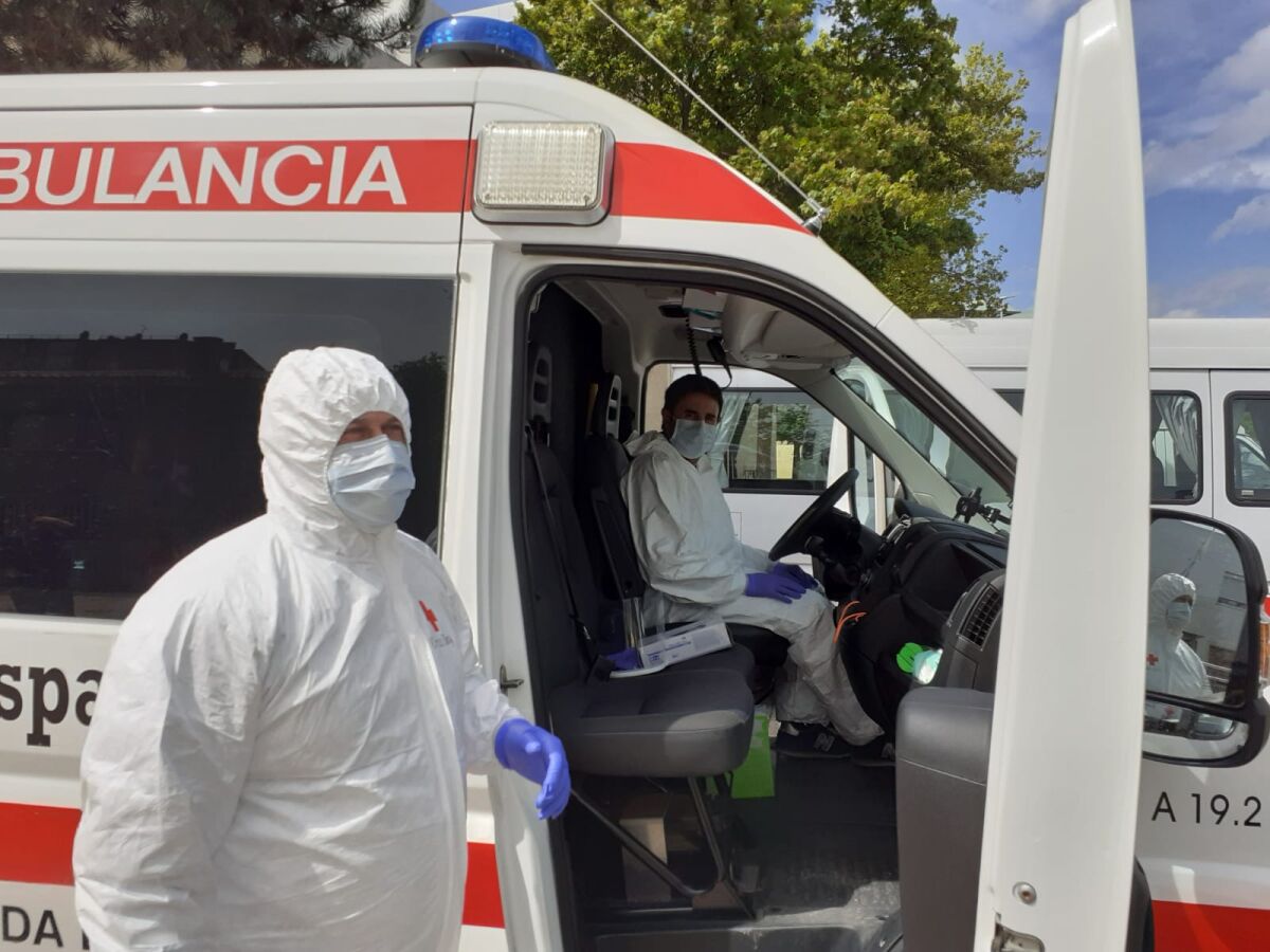 Ayuda a sanitarios Miranda Cruz Roja