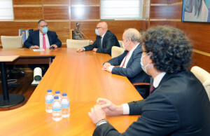 Reunión del consejero con representantes de San Juan de Dios