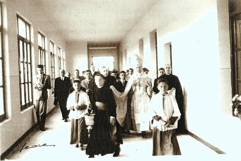 Inauguración Colegio A. R. de Valcarcel 1951 foto FEDE (2)