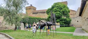 Araña en el exterior del Museo Jesús Otero